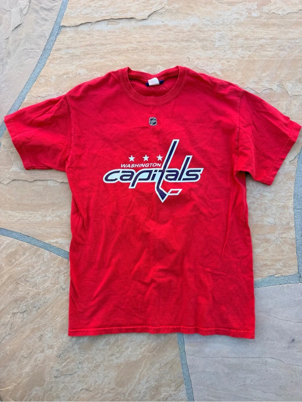 Washington Capitals Red Logo Tee - Picture 1 of 2